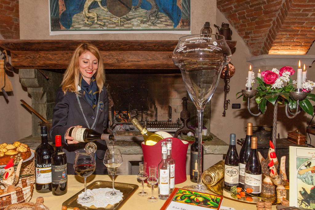A' La Table Du Sommelier Chambres D Hotes & Restaurant Saint-Vincent Ngoại thất bức ảnh